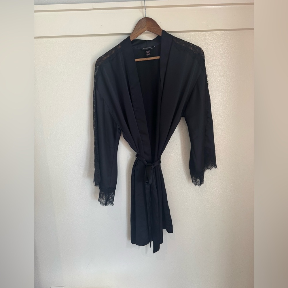 Victoria’s Secret Satin Lace Trim Robe Black XS/S Kimono Style Wrap Belt Lounge - Picture 5 of 10